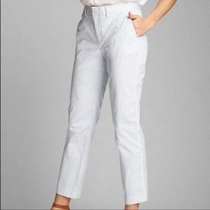 NWT Gap Slim City Crop Capri Pants Size 6